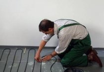 Процес монтажу теплої підлоги